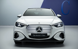 Mercedes-Benz chính thức trình làng C-Class bản EV, 1 lần sạc đi được từ Hà Nội đến Đà Nẵng