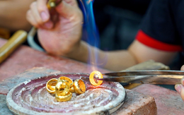 Băn khoăn với đề xuất vay vàng trong dân