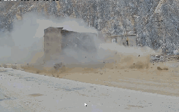 VIDEO: Xe tải nghi mất phanh lao dốc gây tai nạn khiến 2 tài xế tử vong