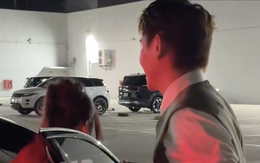 Tóm dính cặp đôi mới Vbiz: Công khai ôm eo sát rạt, còn ngồi chung một xe ra về