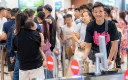 Giá vé máy bay tăng cao, khách bay dịp 30-4 vẫn tăng tới 15%