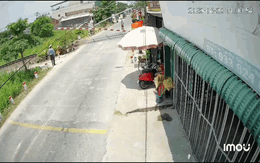 Clip nhân viên đường sắt đá người đàn ông tông gãy gác chắn: Thông tin bất ngờ về tài xế