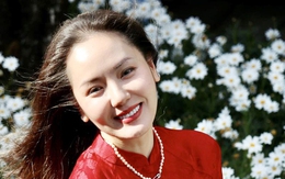 Nữ ca sĩ xinh đẹp, độc thân: Tuổi 42 bất ngờ công khai "con trai"