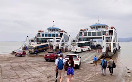 Toàn bộ người dân đi du lịch Cát Bà chú ý: Bến phà dừng chuyên chở phương tiện ra đảo