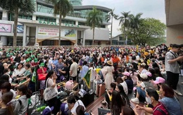 Cả Việt Nam rủ nhau đi Trung Quốc: Cửa khẩu đón nửa triệu khách, áp đảo 40% thị phần tour quốc tế