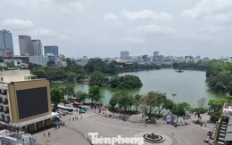 Góc nhìn 'độc lạ' của hai quảng trường ven hồ Hoàn Kiếm