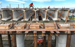 Thà chịu chi phí gấp đôi chứ không chọn Trung Quốc, đường sắt cao tốc 136 tỷ USD mãi không thể về đích, lỡ hẹn 4 lần đã chọn công nghệ gì?