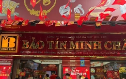 Giá lao dốc mạnh, người giữ vàng 'đứng ngồi không yên'