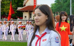 Chúng mình dậy sớm một chút thôi, vì lễ thượng cờ 30/4 thật sự rất đặc biệt!