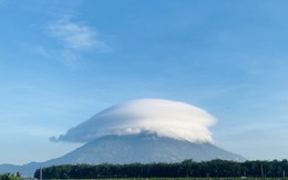 Không phải Đà Lạt, đây là ngọn núi ở miền Nam càng lên cao càng mát, có lúc chỉ 15–17 độ C, sau 17h có trải nghiệm rất lạ