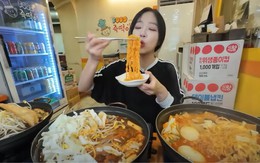 Kinh doanh trên niềm tin: Tập đoàn đồ uống lâu năm nhất Hàn Quốc chờ tới 7 năm để ký 1 hợp đồng đại diện