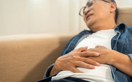 Người đàn ông sốc nặng khi nhận kết luận ung thư từ bác sĩ: dấu hiệu “đơn giản” nhưng ai cũng dễ bỏ qua