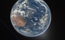 Choáng ngợp trước bức ảnh Trái đất đầu tiên Artemis II chụp được: Ngôi nhà của chúng ta xinh đẹp như thế này!