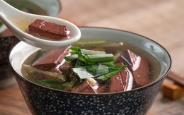 Món "súp đường phố" này được ví như "thuốc bổ tự nhiên": Vừa tăng cơ, bổ máu, ăn đúng cách còn giúp trẻ lâu