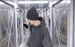 Soobin bị tài xế taxi "chặt chém" gấp đôi giá cước, thời sự địa phương phải đăng tin cảnh báo