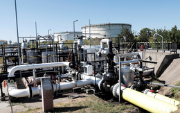 Đang nhập khẩu gần như hoàn toàn năng lượng từ Nga, một ‘khách ruột’ của Moscow sắp chi nửa tỷ USD mua 500.000 tấn dầu từ Mỹ