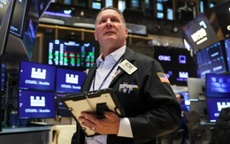 Chứng khoán Mỹ xanh rực rỡ, Dow Jones tăng dựng đứng 1.300 điểm, giá dầu sụt sâu sau thoả thuận ngừng bắn Mỹ- Iran