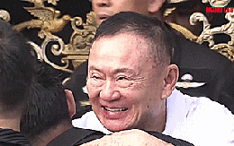 Cựu Thủ tướng Thaksin Shinawatra được ra tù trước thời hạn