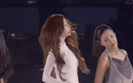 Đã hiểu lý do đây là mỹ nhân lọt top đẹp nhất thế giới, nói ngoại lệ showbiz cũng không ngoa