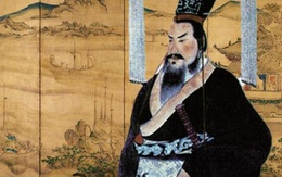 Hoàng đế Trung Quốc thường mặc áo vàng, sao Tần Thủy Hoàng chọn màu đen?