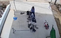 Hình ảnh này được cư dân mạng Việt nhận định: Đằng sau nhất định là một gia đình tử tế!