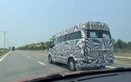 Một mẫu ô tô mới tinh chạy thử trên đường ở Việt Nam, dân mạng khẳng định xe của THACO