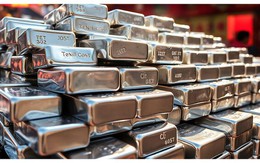Nền kinh tế lớn thứ 4 thế giới hạn chế nhập khẩu, giá bạc thế giới sẽ ra sao?