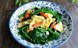 3 món ngon từ loại rau "trường thọ" nên ăn nhiều trong mùa hè: Giúp xương chắc khỏe, bảo vệ gan và tăng cường hệ miễn dịch