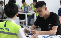 Chưa từng có: Vingroup tuyển 20.000 lao động cho dự án KĐT lớn nhất VN, người Hà Nội phấn khởi nộp hồ sơ