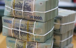 “Gửi tiết kiệm lãi suất tới 8%/năm nhưng tôi vẫn quyết định rút ra rồi gửi lại toàn bộ”