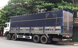 Phát hiện xe tải màu đen lạ, công an Việt Nam lập tức vào cuộc theo dõi giám sát, kiểm tra