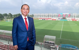 Tỷ phú Phạm Nhật Vượng 18 năm chi hàng trăm triệu USD cho bóng đá Việt Nam và cú bắt tay với 'nhà vua' V.League