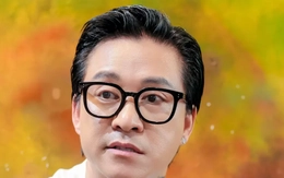 Tuấn Hưng dừng show ở ban công nhà riêng