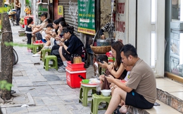 Hà Nội đề xuất phạt tới 6 triệu đồng hành vi lấn chiếm vỉa hè kinh doanh