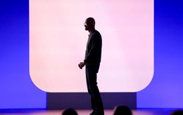 Sa thải 8.750 nhân sự, CEO Satya Nadella đi viết code: Gã khổng lồ 3.000 tỷ USD Microsoft “vã mồ hôi” khi mất 357 tỷ USD trong 1 phiên