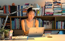 Tại sao việc đặt bàn học ngay dưới xà ngang lại là cấm kỵ?