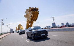 Gây dựng cộng đồng kiểu mới: Một hãng xe Trung Quốc vừa kéo 200 chủ xe cùng đi 'nhặt rác' ven biển miền Trung