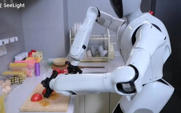 Chỉ cần nhìn robot Trung Quốc "rán quả trứng" này thôi là tất cả chúng ta có thể thở phào nhẹ nhõm