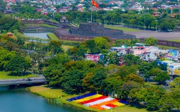 Cảnh tượng bên bờ sông Hương khiến nhiều người bất ngờ, nhận xét: Không tin vào mắt mình