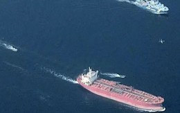 Kiểm tra bất ngờ, phát hiện một tàu dài 182m của Nga không chở hàng nhưng đang âm thầm di chuyển, treo cờ Syria để né trừng phạt