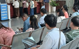 Tranh luận quanh việc áp ngưỡng nợ thuế để cấm xuất cảnh