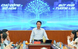 Phó Thống đốc NHNN Phạm Tiến Dũng: Tỷ lệ người dân từ 15 tuổi trở lên có tài khoản tại ngân hàng đã đạt hơn 88,9%; giá trị TTKDTM hiện gấp 28,17 lần GDP
