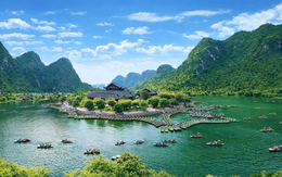 Kỳ nghỉ 30/4 - 1/5 hé lộ: Loạt điểm nóng Phú Quốc, Tràng An,Sơn Trà… cùng lúc hút khách, chuyện gì đang xảy ra?