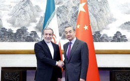 Trung Quốc bất ngờ gặp Ngoại trưởng Iran ngay trước chuyến công du của ông Trump: Bắc Kinh toan tính điều gì?