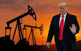 Tổng thống Mỹ Donald Trump lại phát tín hiệu, giá dầu thế giới lập tức lao dốc không phanh