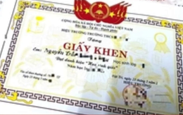 Nguy cơ lộ lọt dữ liệu cá nhân của trẻ em từ việc đăng tải giấy khen trên mạng xã hội