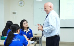 Đội ngũ giảng viên quốc tế nâng tầm trải nghiệm học tập tại Gloucestershire Vietnam