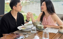Midu mặc váy rộng thùng thình bên chồng thiếu gia, thay đổi 1 thứ giống mẹ bỉm