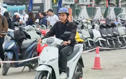 Hà Nội dự chi hơn 1.000 tỷ hỗ trợ người nghèo chuyển đổi xe điện