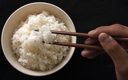 Bác sĩ Nhật khuyên dùng: Chế độ ăn “3 vàng” chống lão hoá, ăn cơm trắng với thứ này giảm lượng đường trong máu sau ăn tới 24%